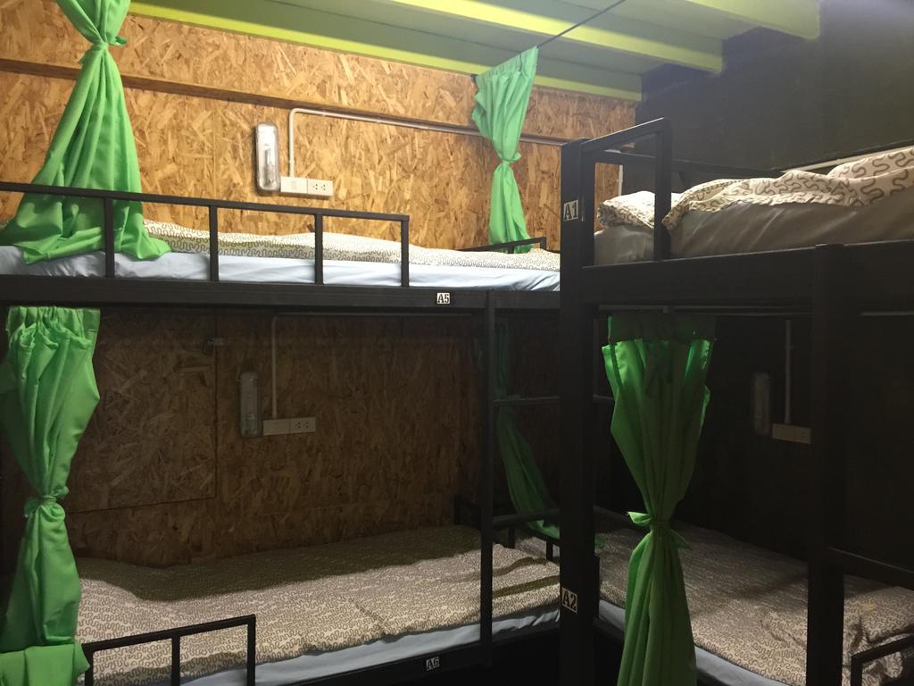 Hometown Hostel Szamutszongkhram Szoba fotó